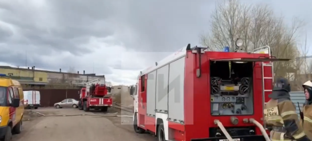 В Казани горело масло на заводе малотоннажной химии – видео