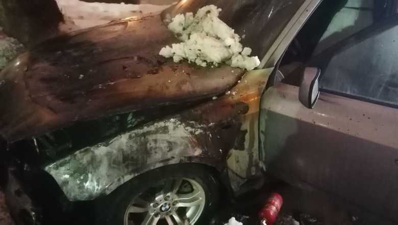 В Казани сгорела очередная иномарка