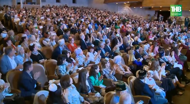  Казанда бөтен дөнья буйлап сибелеп яшәүче милләттәшләребезне берләштерүче чара - "Милләт җыены" башланды