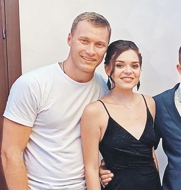 «С этим человеком нет контактов»: Экс-игрок «Ак Барса» отрицает роман с Аделиной Сотниковой