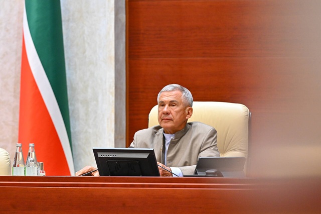 Минниханов: вопрос обеспечения топливом для уборочной кампании решен
