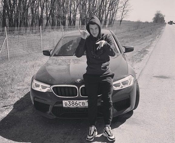 «Лох и нарушитель»: Слуцкий пошутил над Игнатьевым за нарушение карантина