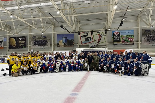 В Мамадыше прошел хоккейный турнир на кубок главы района, посвященный участникам СВО