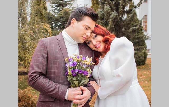 Поженившиеся мать и ее приемный сын из Казани поведали о планах на совместное деторождение