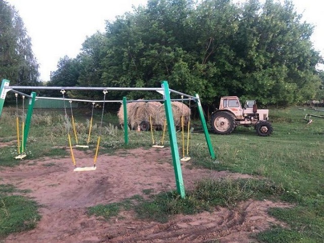 Трактор насмерть задавил ребенка в Татарстане