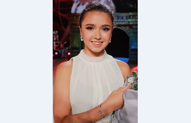 Камилә Вәлиева танылган җырчының клибында төшкән