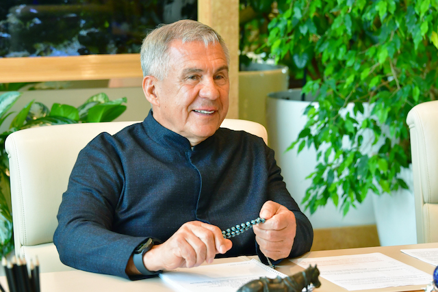 Минниханов и глава «Почты России» обсудили сотрудничество и подписали соглашение