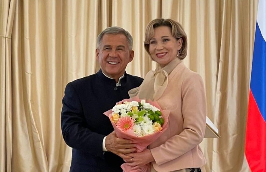 Зөлфия Вәлиевага мактаулы исем бирелде