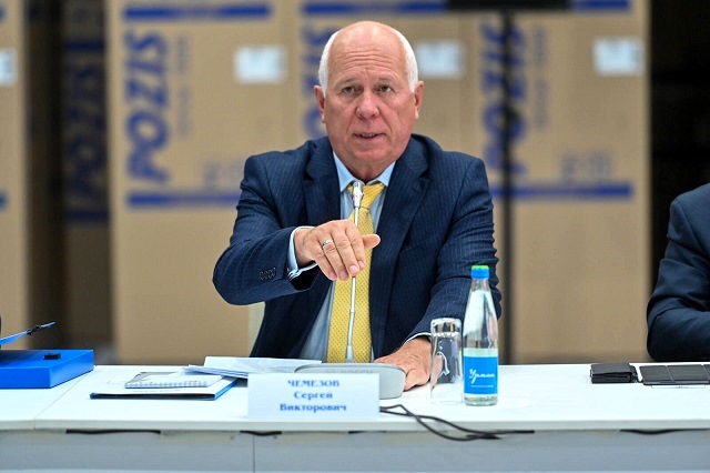 Минниханов наградил главу «Ростеха» Чемезова орденом «Дуслык»