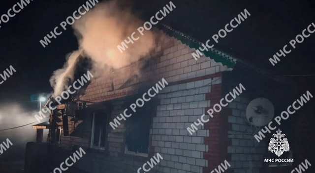 В Татарстане при пожаре из-за роутера в частном доме погибла 14-летняя девочка