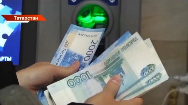 Задолжал ребёнку 1,2 млн рублей: приставы описали имущество жителя Татарстана