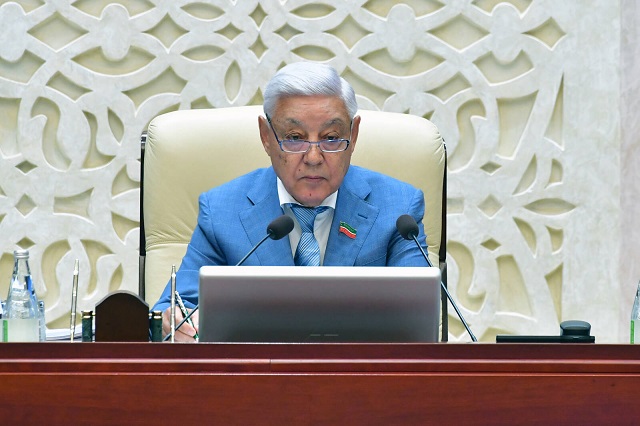 Мөхәммәтшин телләр турында ФГОС үзгәрешләре турында: Без үз сүзебезне әйтербез әле