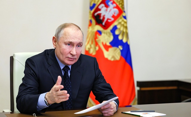 Путин: продолжительность жизни в РФ выросла в 2022 году до 72,8 года