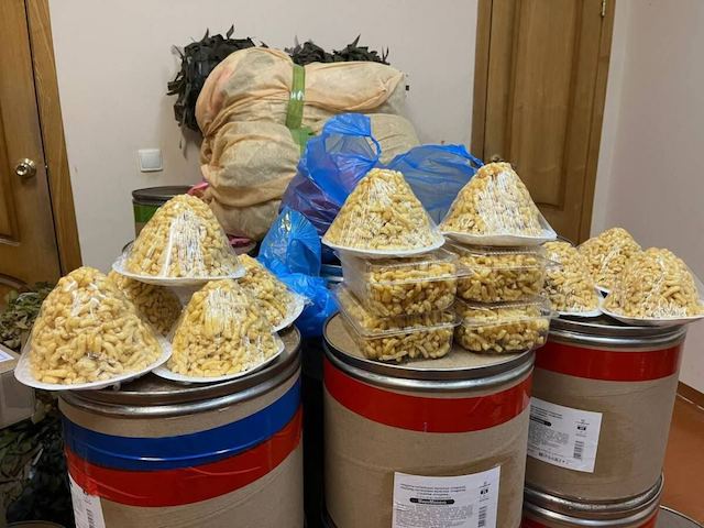 Генераторы, плащи и письма: жители Арского района РТ отправили помощь бойцам СВО