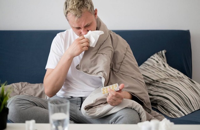 Инфекционист рассказал, как защитить себя от простуды