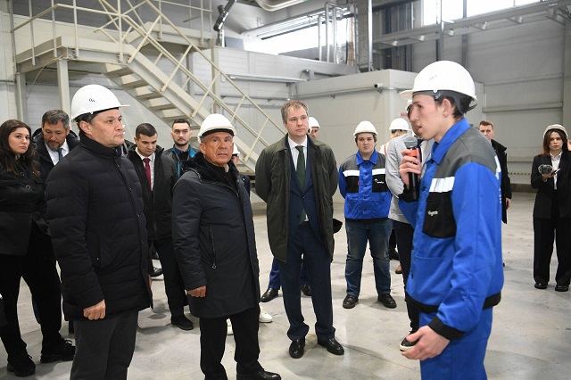 Минниханов оценил новое производство беспилотников в ОЭЗ «Алабуга»