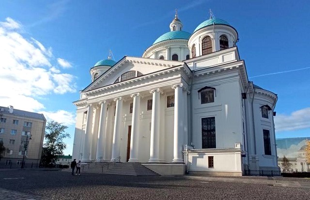 Спецподачу транспорта организуют для верующих Казани в пасхальную ночь