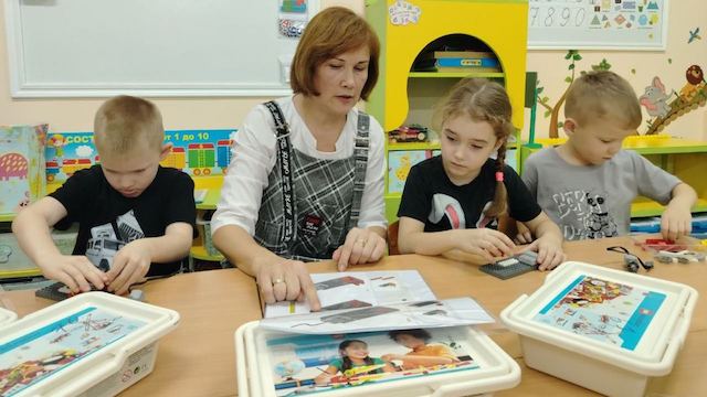 Татарстанские дошкольники начали осваивать робототехнику по нацпроекту