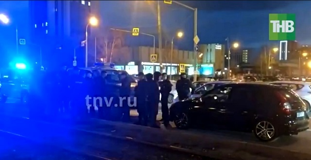 В Казани задержали гангстеров, похитивших у прохожего сумку с тремя миллионами рублей