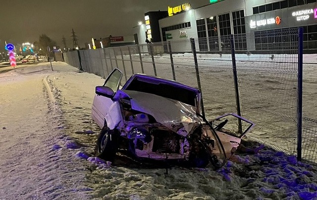 Непристегнутый водитель «ВАЗа» погиб в ДТП с «Газелью» в Набережных Челнах