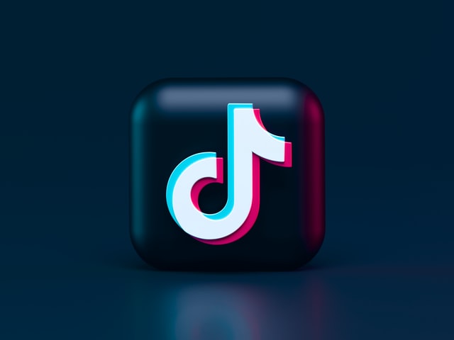 СМИ назвали дату разблокировки соцсети TikTok в России