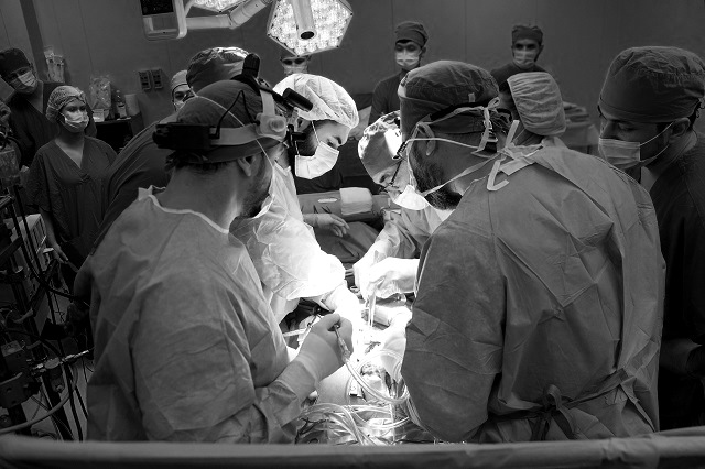 Спасение на грани: хирурги Казани провели уникальную операцию 75-летней пациентке