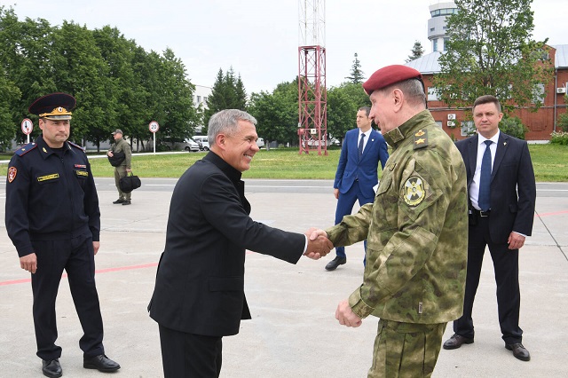 Минниханов и Золотов открыли новое здание Росгвардии в Татарстане
