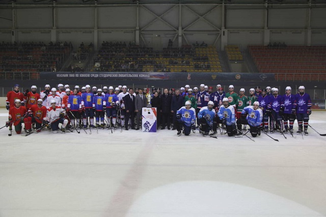 Турнир по хоккею среди студентов на Кубок ПФО открылся в Казани