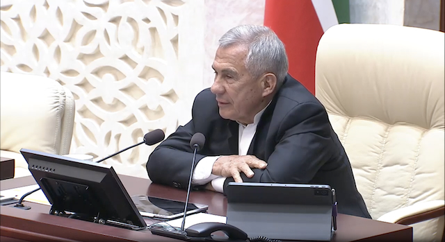 Минниханов пожелал Абдулганиеву успехов на посту председателя Госсовета РТ