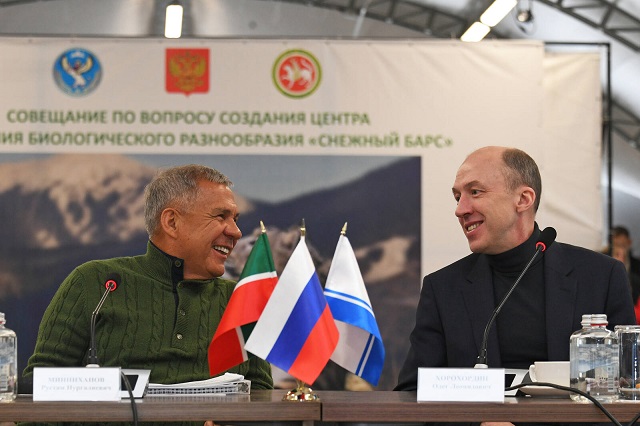 Минниханов на Алтае провел совещание по строительству центра «Снежный барс»