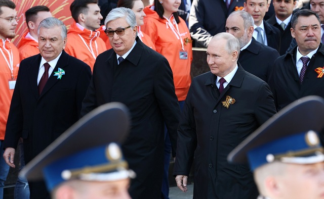 Владимир Путин: против России вновь развязана война, но страна обеспечит свою безопасность