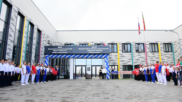 Строительство сразу двух школ завершилось в Татарстане