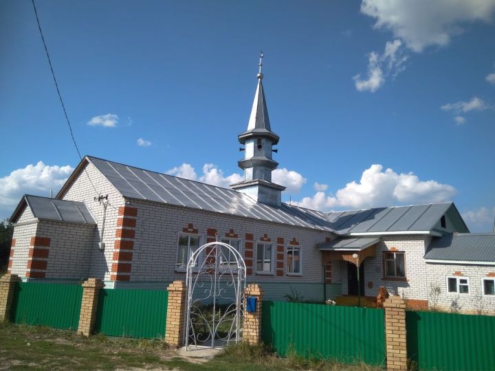 Татарстанда бер егет мәчеттән сәдака акчасын һәм машина урлаган