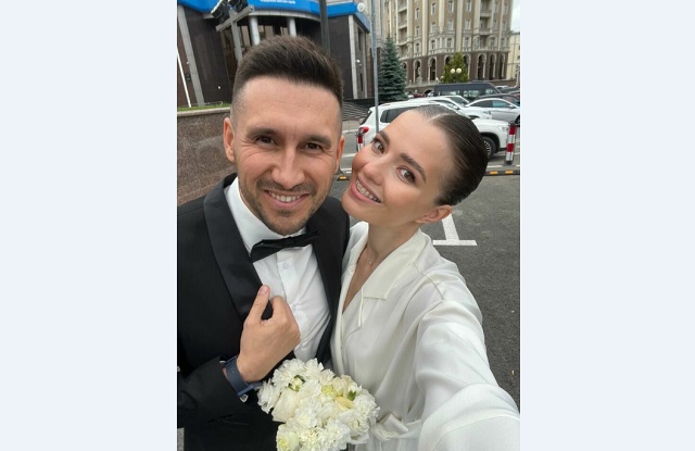 Танылган алып баручы Илшат Вакказов әти булачак