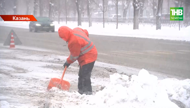 Более 24 000 тонн снега вывезли с улиц Казани за сутки