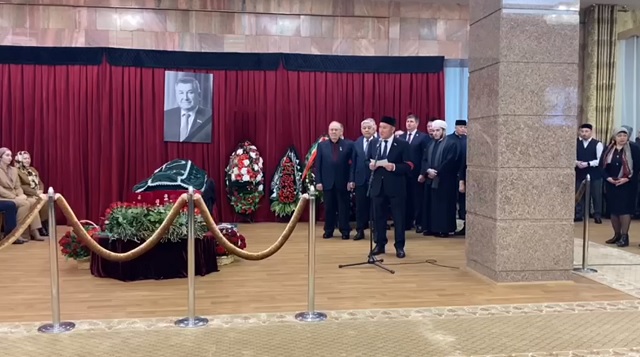 Бүген Казанда Ильшат Ганиев белән хушлашалар