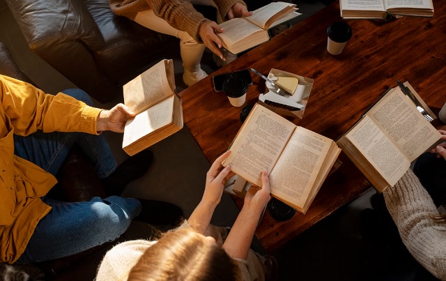 Премия в честь просвещения молодежи будет учреждена в РФ