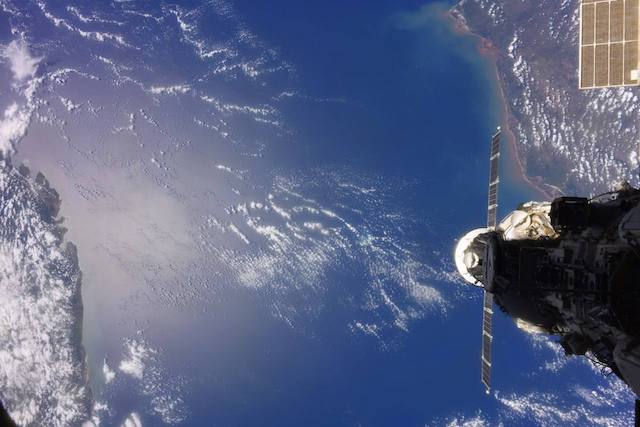 Космонавт из Татарстана Сергей Рыжиков поделился снимками с МКС