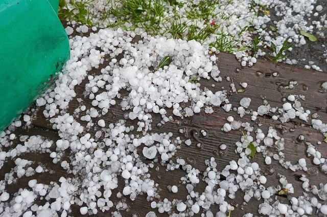 Смерч, град и отключение света: непогода накрыла Татарстан, прогноз неутешительный