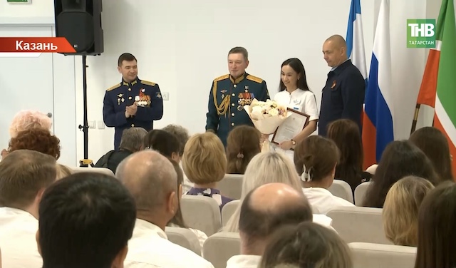 Трое медиков военного госпиталя получили звание «Заслуженный врач Республики Татарстан»
