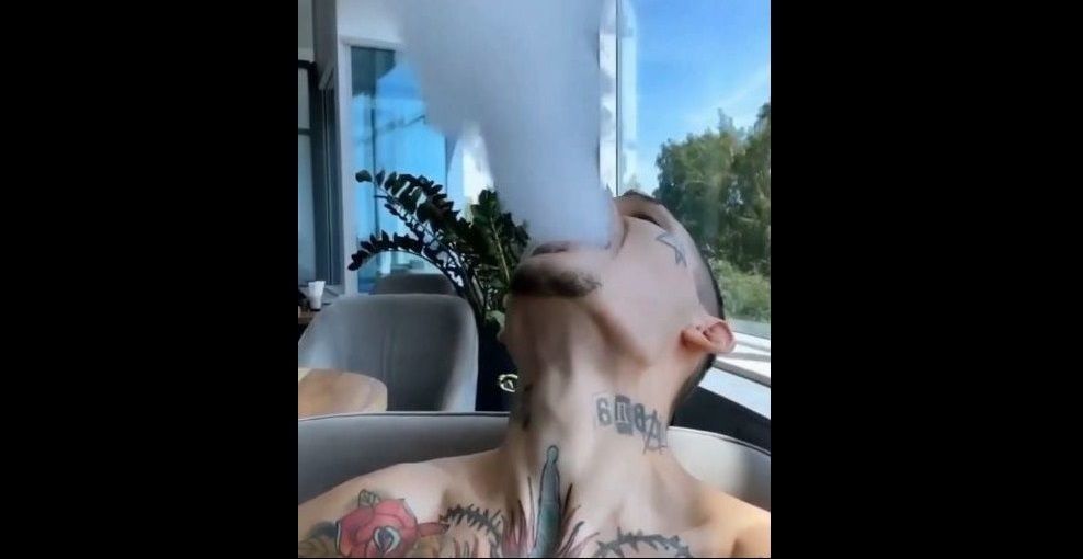 Аэропорт Казани начал проверку после отдыха Моргенштерна в бизнес-зале с кальяном