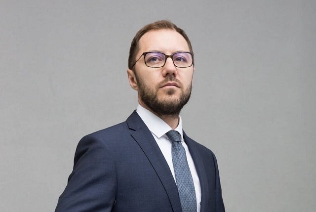 Глава Минздрава РБ Айрат Рахматуллин готовится сыграть роль Посейдона в спектакле