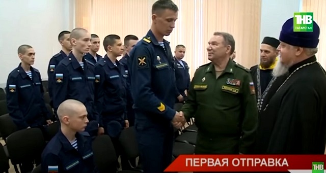 Из Татарстана в армию отправилась первая группа новобранцев весеннего призыва