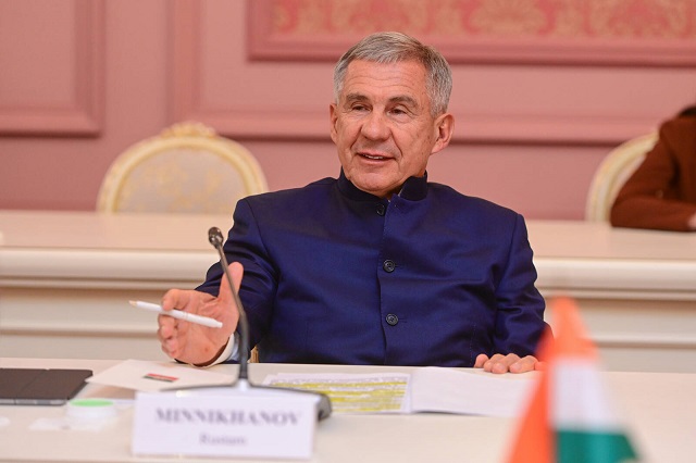 Минниханов поручил Минсельхозпроду следить за ценами на сельхозярмарках