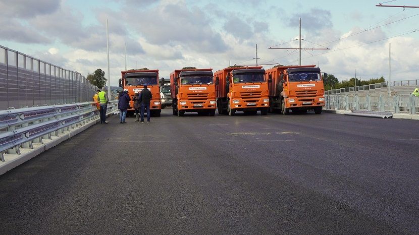 Мост через Монастырскую протоку в Казани прошел испытания на прочность