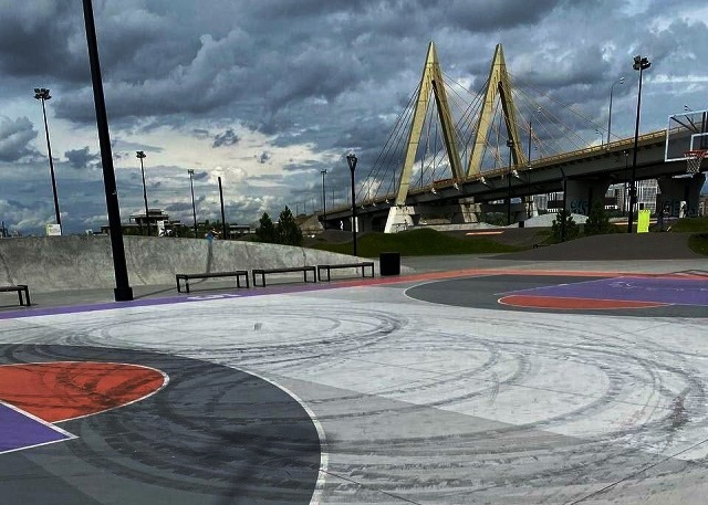 В Казани испортивший покрытие в парке «Урам» автохам стал фигурантом уголовного дела