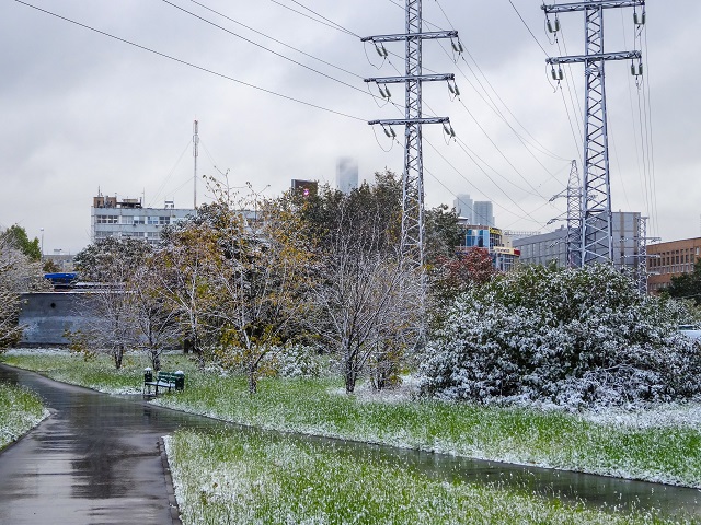 Снег покрыл 10% территории России 