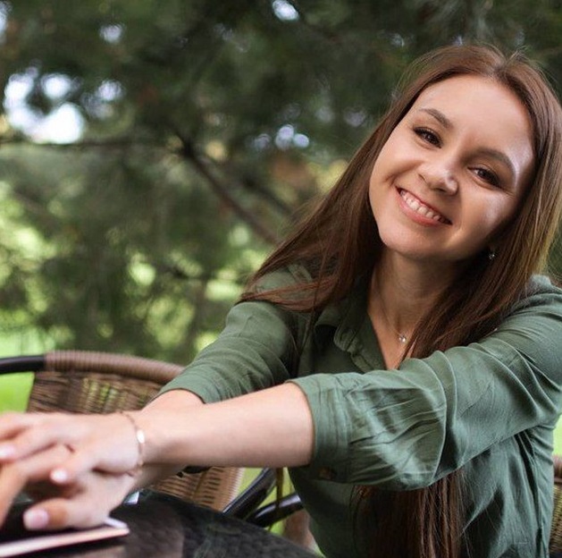 Гөлсирин Абдуллина кызына исемне ничек сайлаганнарын сөйләде