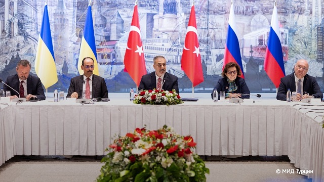 Хакан Фидан: переговоры в Стамбуле могут стать основой для урегулирования на Украине