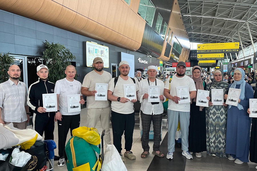 Татарстанга Мәккәдән хаҗиларның беренче төркеме кайтты